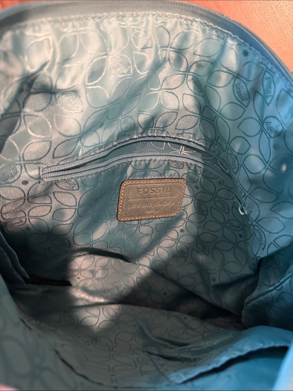Fossil Washed Turquoise Leather Shoulder Bag with Front Pocket - Picture 4 of 5